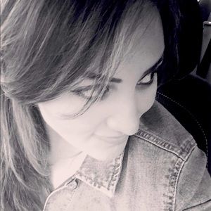 Meet your Posher, Cristina